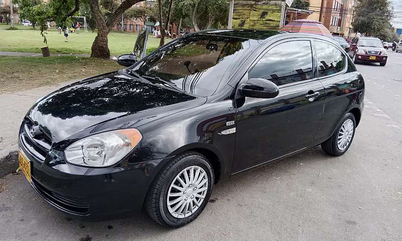 Vendo Hyundai Accent...