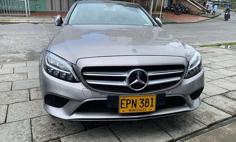 2019 Mercedes 180T...