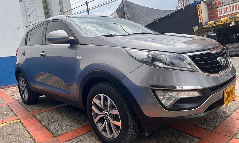 Vendo Kia Revolución...