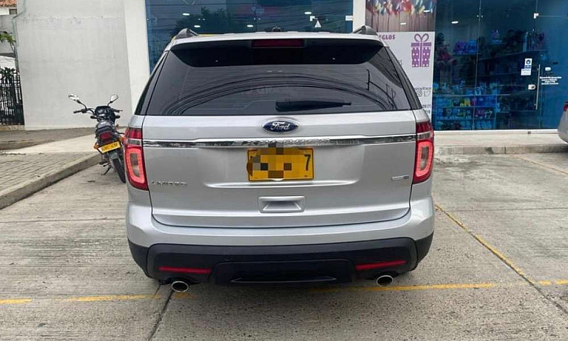 Ford Explorer 3.5 Li...