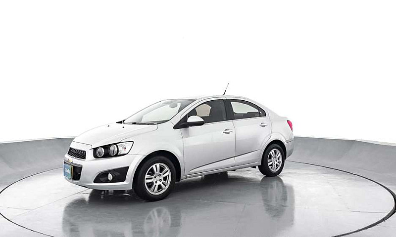 Chevrolet Sonic Lt -...