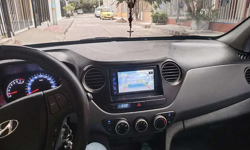 Vendo Gran I10 Sedan...