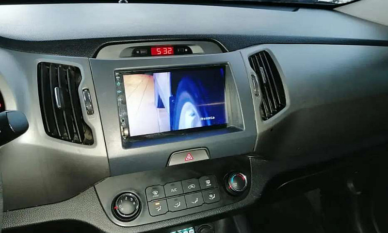 Kia Sportage Revolut...