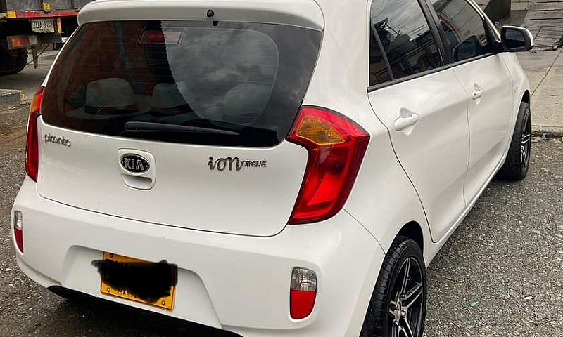 Impecable Picanto Io...