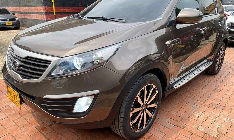 Kia Sportage Revolut...