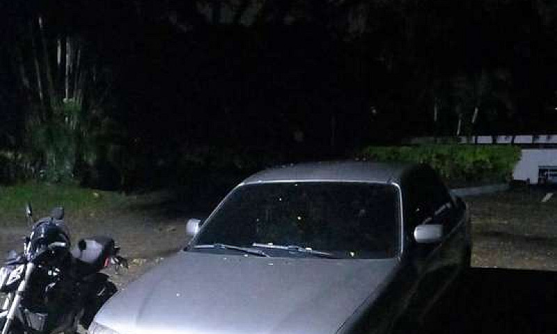 Carro Mazda 626 Mile...