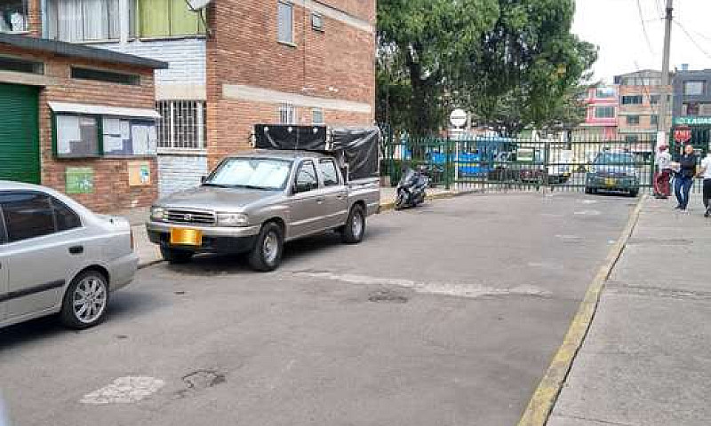 Mazda Doble Cabina...