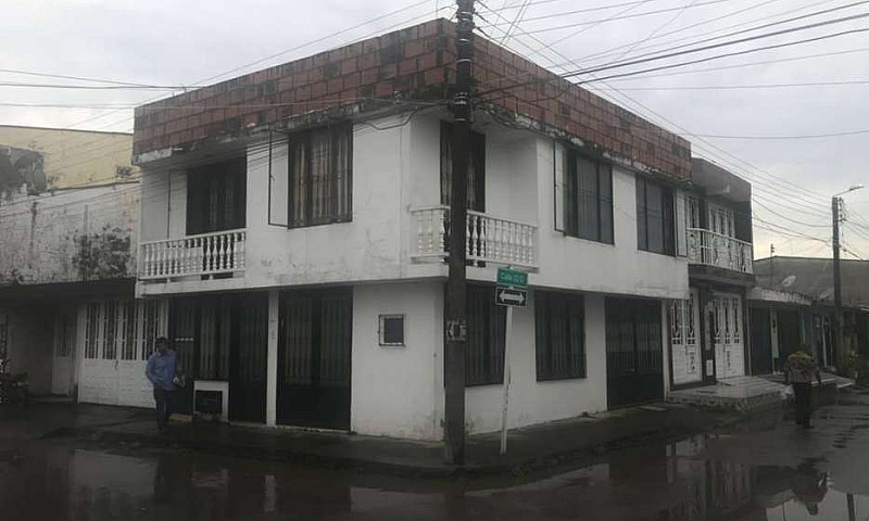 Casa Grande 3 Pisos ...