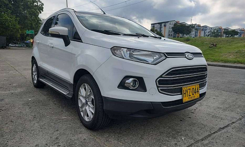 Ford Ecosport Titani...