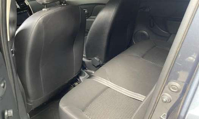 Renault Sandero 2018...
