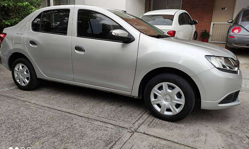 Vendo Renault Logan ...