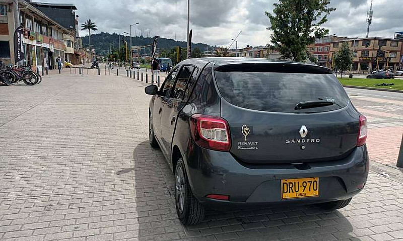 Renault Sandero Expr...