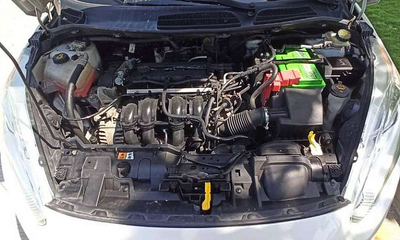 Vendo Ford Fiesta Ti...