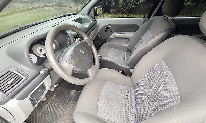 Renault Clio...