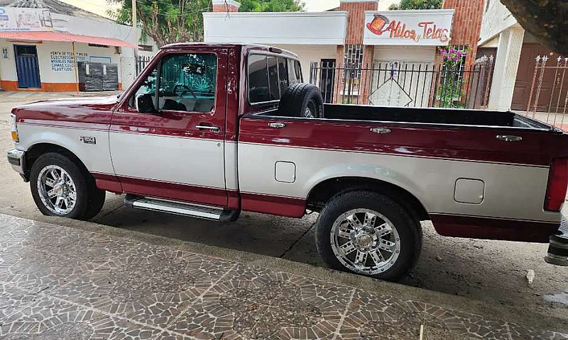 Ford Lariat 1994 4X2...