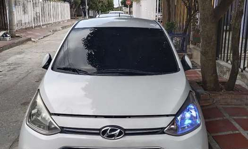 Vendo Gran I10 Sedan...