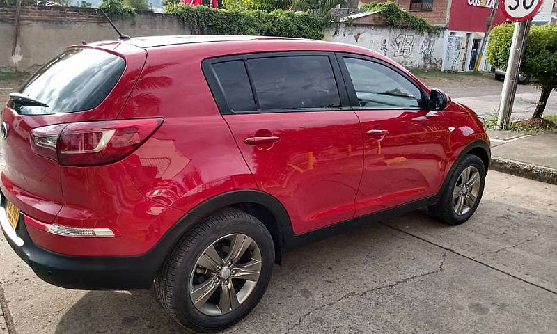 Kia Sportage Revolut...