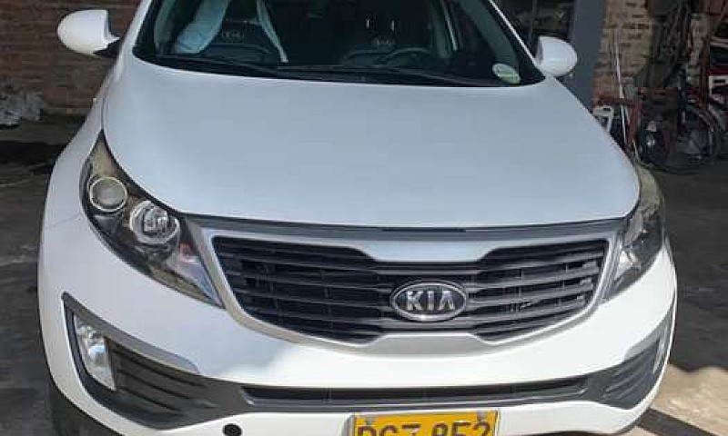 Vendo Kia Sportage R...