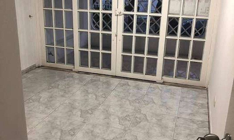 Se Vende Casa Grande...