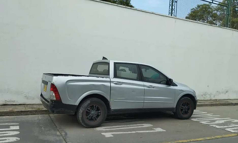 Camioneta Ssangyong ...