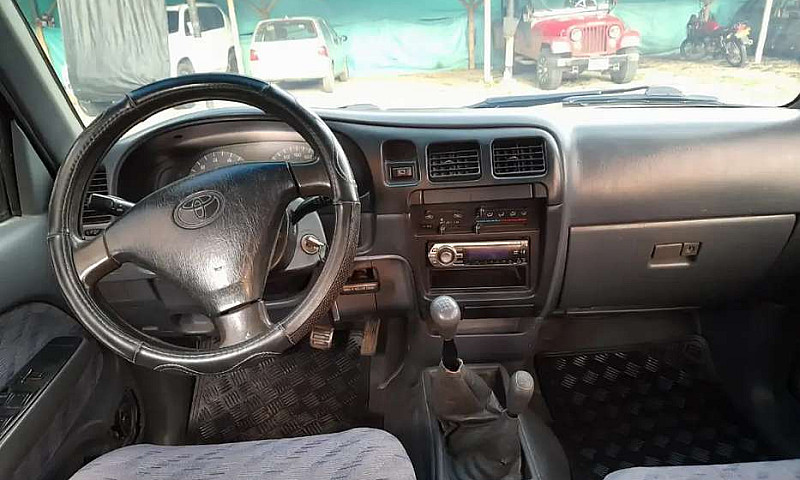 Se Vende Toyota Hilu...