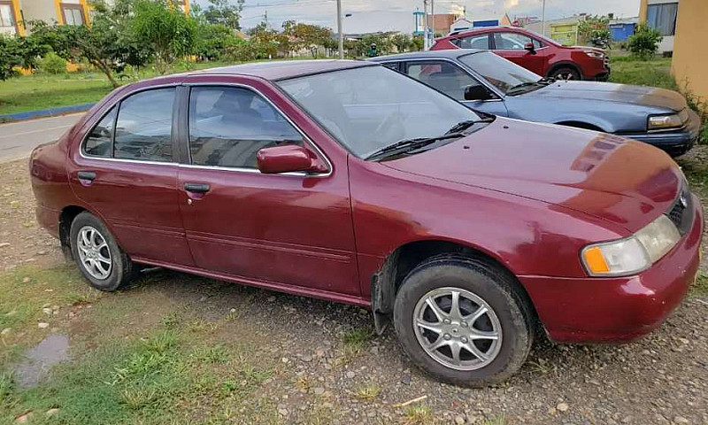 Vendo Carro Nissan...