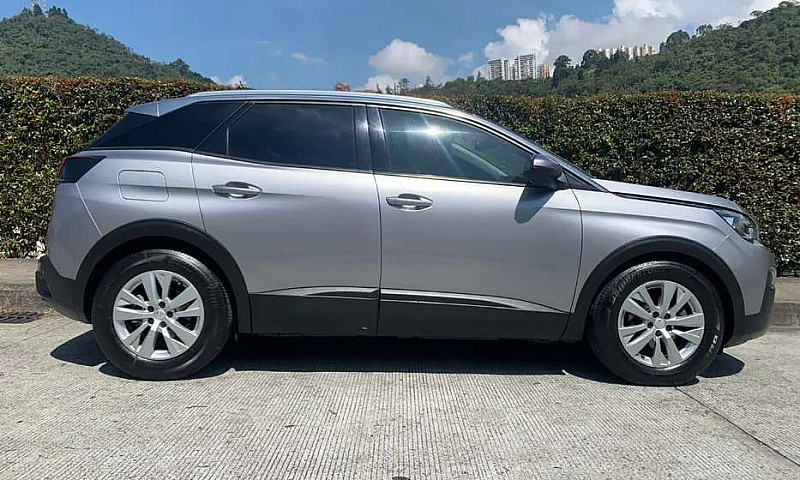 Peugeot 3008...