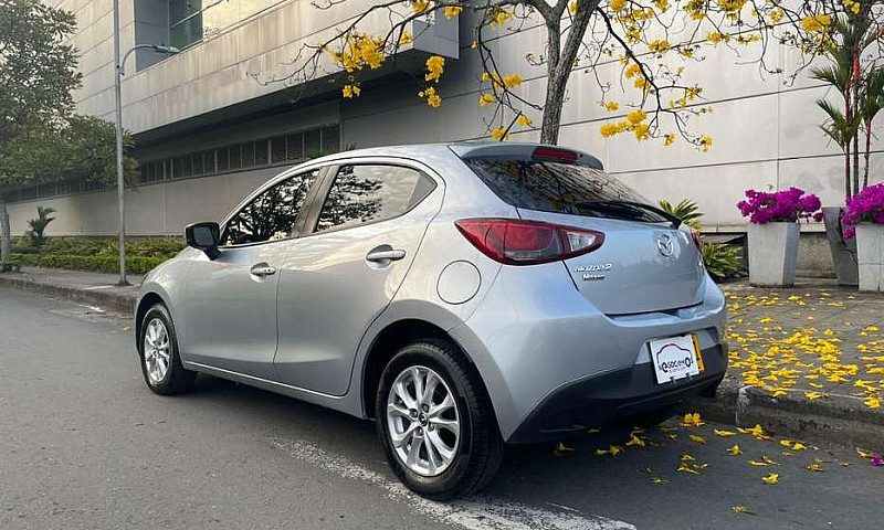 Mazda 2 Touring 2018...