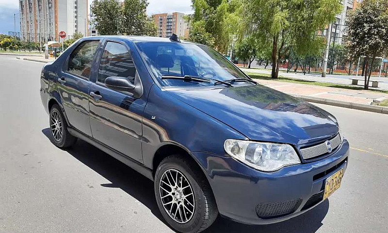 Fiat Siena 2008...