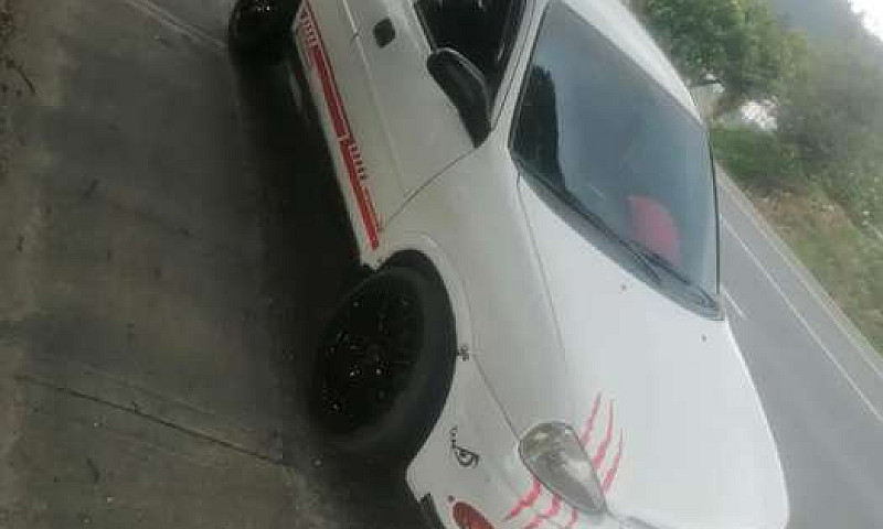 Vendo Corsa...