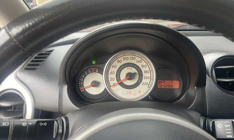 Mazda 2 Bonito...