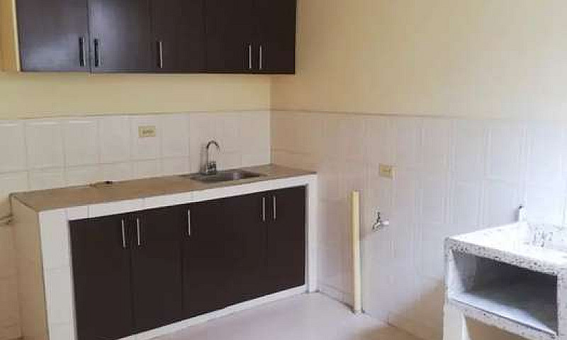 Se Alquila Apartamen...