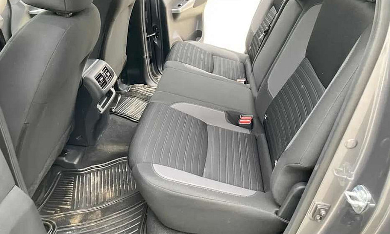 Nissan Frontier Saba...