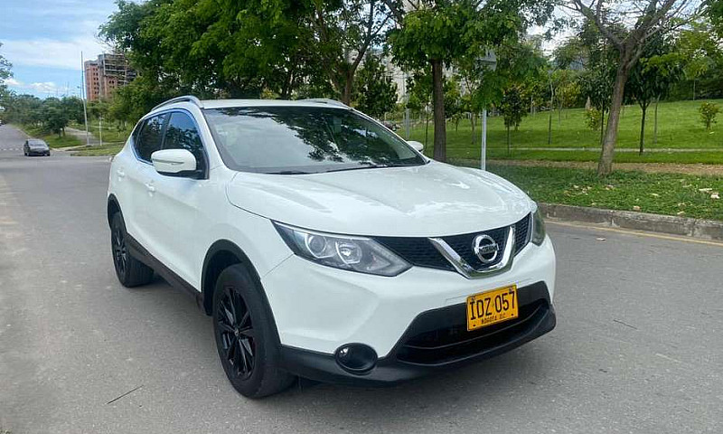 Nissan Qasqai 4X2 Au...