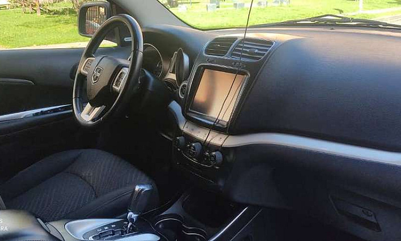 Vendo Camioneta Dodg...