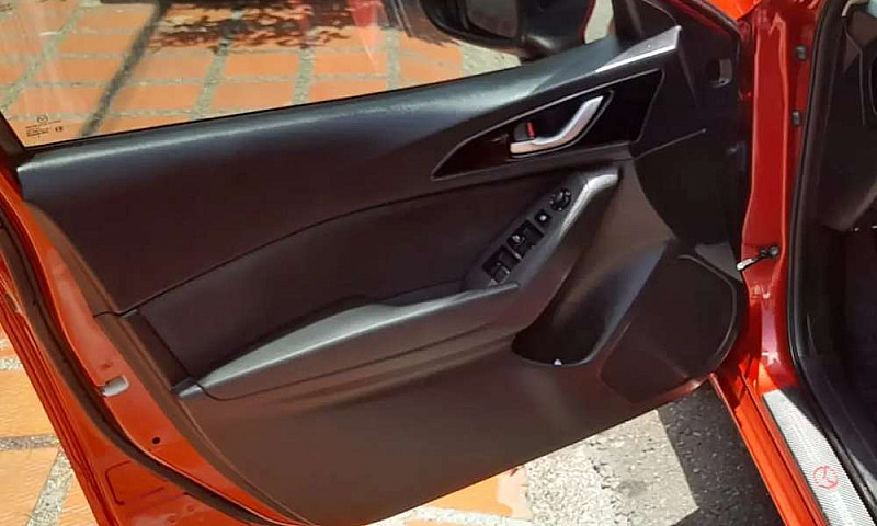 Ganga Mazda 3  Motiv...
