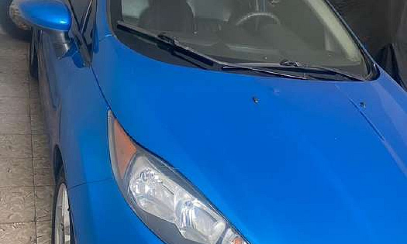 Vendo Ford Fiesta 20...