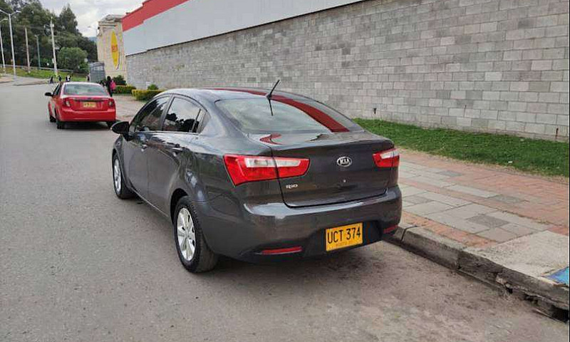 Vendo Lindo Kia Rio...