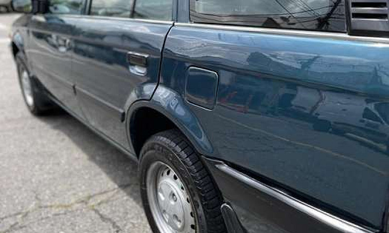 Mazda Station Wagon ...