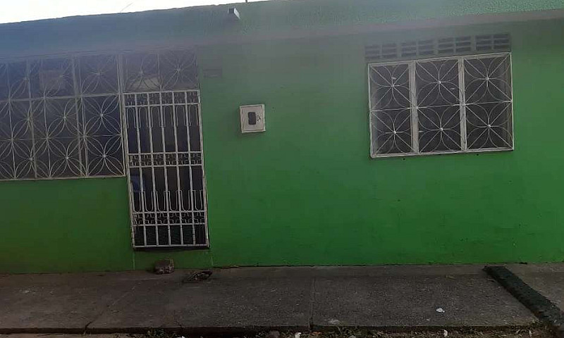 Se Vende Casa, Tres ...