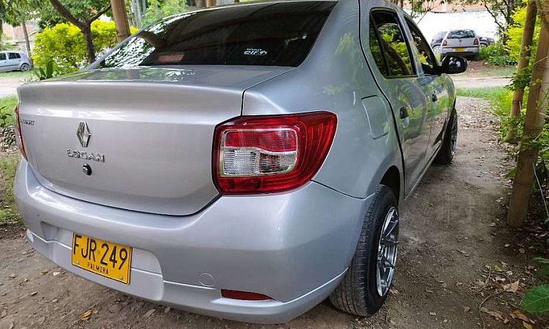 Renault Logan 2019, ...