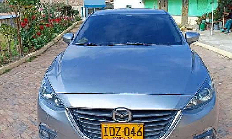 Vendo Mazda 3 Tourin...