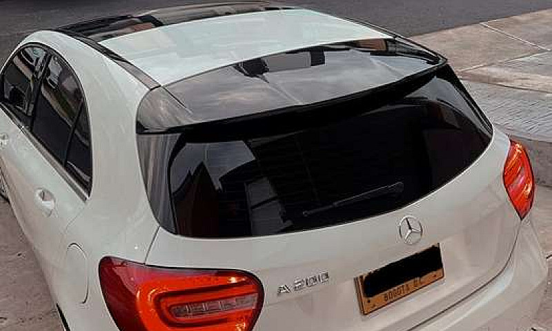 Mercedes Benz A200...