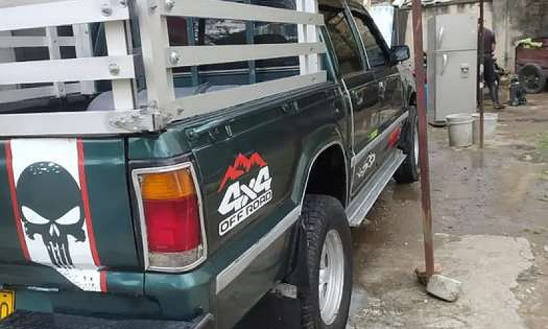 Vendo Hermosa Mazda ...