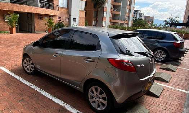 Mazda 2 Automatico...