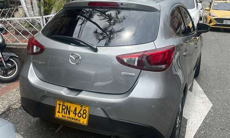 Mazda 2 2016 Grand T...