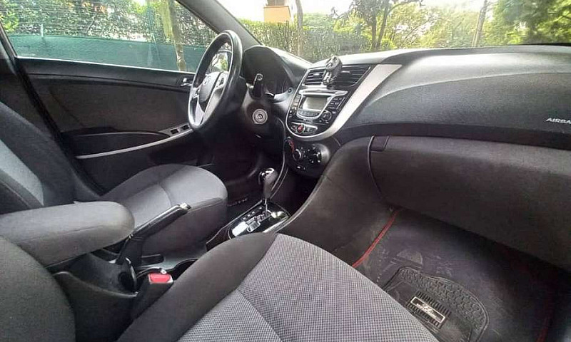 Renault Clio Style S...