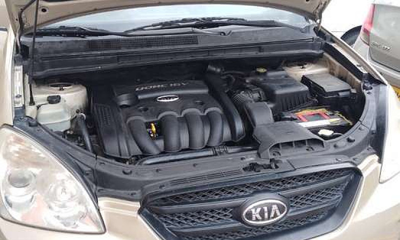 Kia New Carens Rondó...