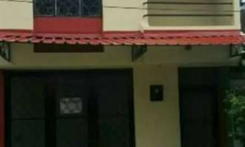 Hermosa Casa En El B...