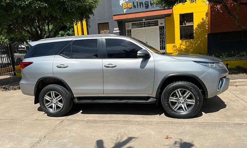 Toyota Fortuner 2018...